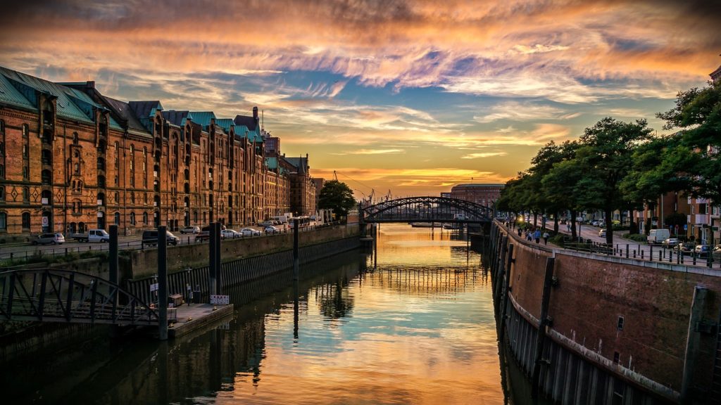 hamburg, speicherstadt, channel-3846525.jpg