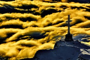 cross, mountain top, clouds-983661.jpg