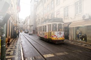 lisbon, portugal, streetlife-4697955.jpg