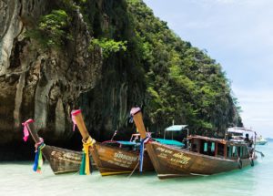 phi phi island tour, phuket, colorful boats-1497801.jpg