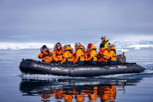boat, sea, expedition, people, nature, seascape, cruise, antarctica, antarctica, antarctica, antarctica, antarctica, antarctica-7794941.jpg